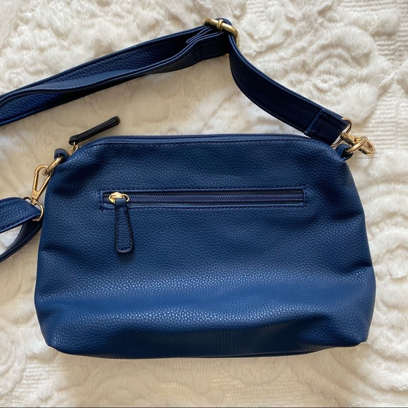 NOT authentic MK purse - Picture 2 of 6